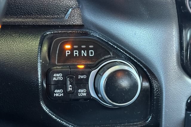 2020 RAM 1500 Big Horn 4x4 Crew Cab 5'7" Box