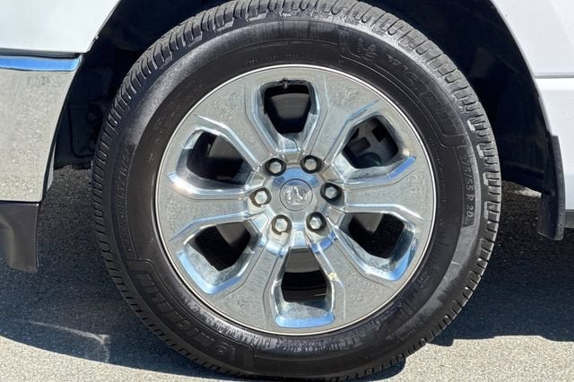 2020 RAM 1500 Big Horn 4x4 Crew Cab 5'7" Box
