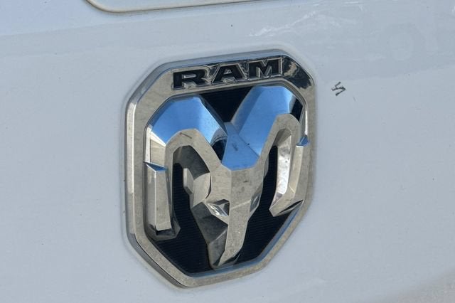 2020 RAM 1500 Big Horn 4x4 Crew Cab 5'7" Box