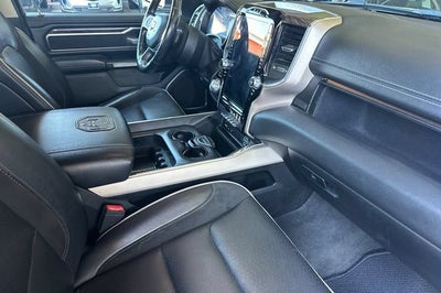 2019 RAM 1500 Laramie 4x4 Crew Cab 6'4" Box