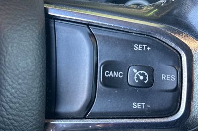 2019 RAM 1500 Laramie 4x4 Crew Cab 6'4" Box