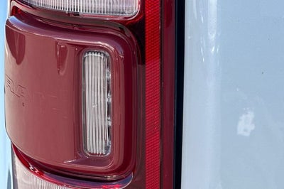 2019 RAM 1500 Laramie 4x4 Crew Cab 6'4" Box