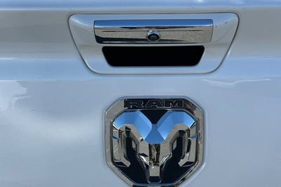 2019 RAM 1500 Laramie 4x4 Crew Cab 6'4" Box