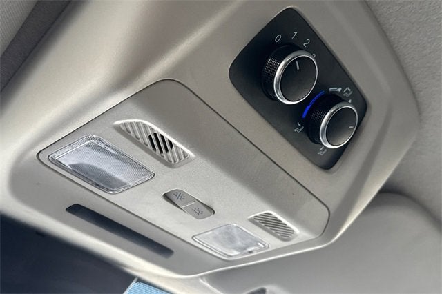 2023 Ford Transit Passenger Wagon T-350 148" Low Roof XL RWD