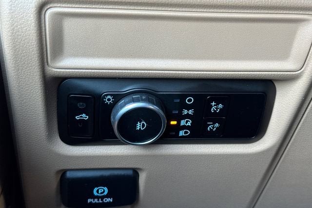 2023 Ford F-150 XLT 2WD SuperCrew 5.5' Box