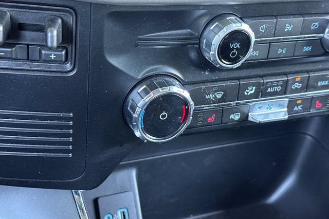 2024 Ford F-150 Lightning XLT 4WD SuperCrew 5.5' Box