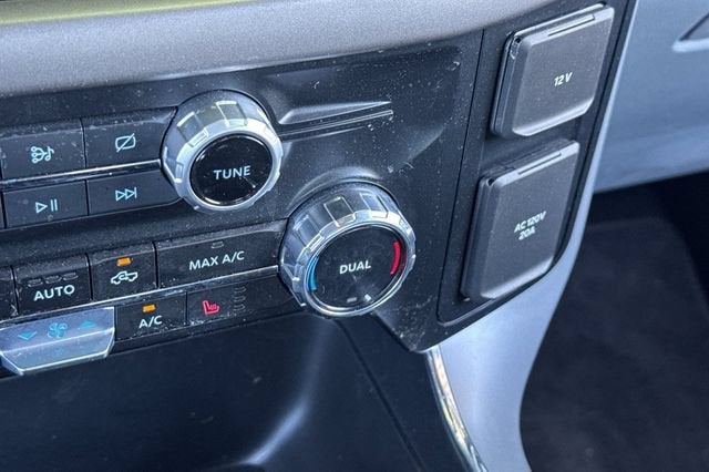2024 Ford F-150 Lightning XLT 4WD SuperCrew 5.5' Box