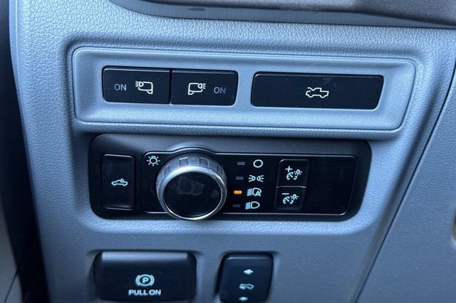 2024 Ford F-150 Lightning XLT 4WD SuperCrew 5.5' Box
