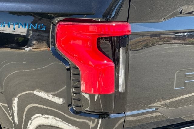 2024 Ford F-150 Lightning XLT 4WD SuperCrew 5.5' Box