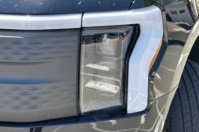 2024 Ford F-150 Lightning XLT 4WD SuperCrew 5.5' Box
