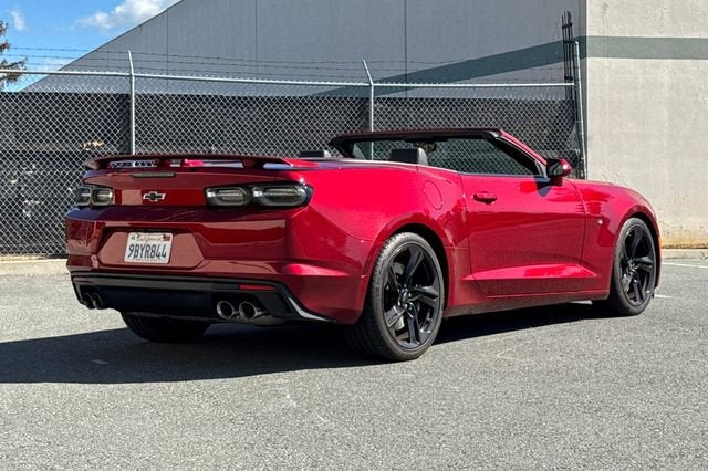 2022 Chevrolet Camaro 2dr Convertible 2SS