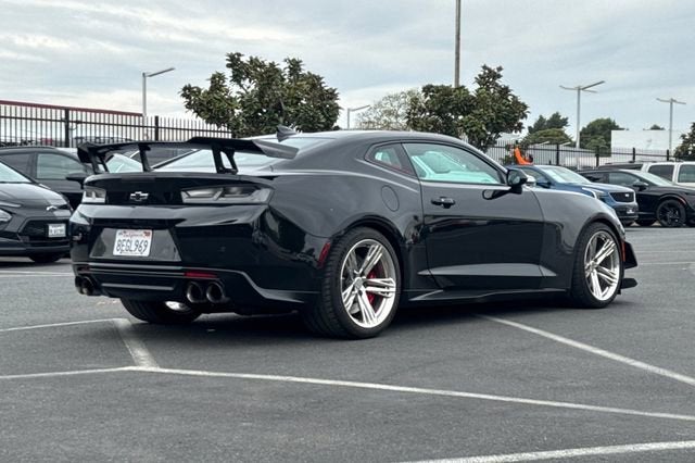2018 Chevrolet Camaro 2dr Coupe ZL1
