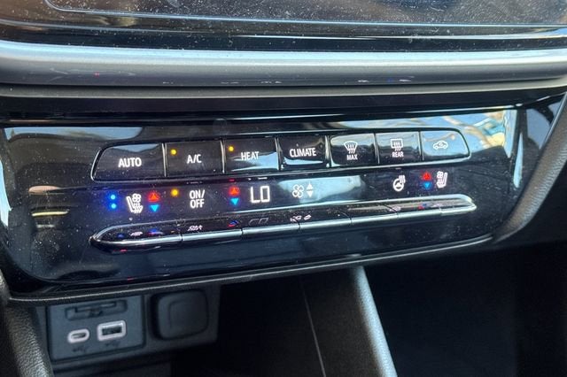 2023 Chevrolet Bolt EUV FWD 4dr Premier