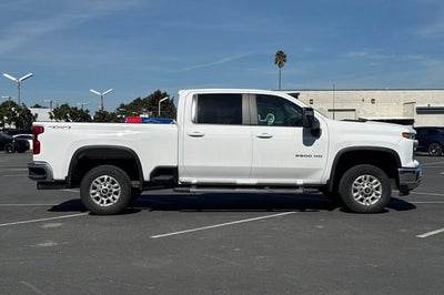 2025 Chevrolet Silverado 2500 HD Crew Cab Standard Box 4-Wheel Drive LT