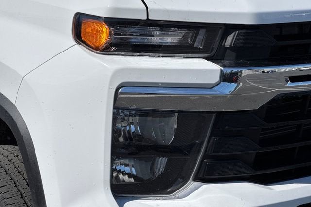 2025 Chevrolet Silverado 2500 HD Crew Cab Standard Box 4-Wheel Drive LT