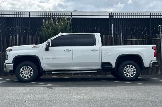 2024 Chevrolet Silverado 2500 HD Crew Cab Standard Box 4-Wheel Drive LTZ