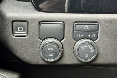 2025 Chevrolet Silverado 1500 Crew Cab Short Box 2-Wheel Drive LT