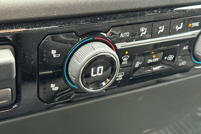 2025 Chevrolet Silverado 1500 Crew Cab Short Box 4-Wheel Drive LT 2FL