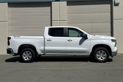 2025 Chevrolet Silverado 1500 Crew Cab Short Box 4-Wheel Drive LT 1LT