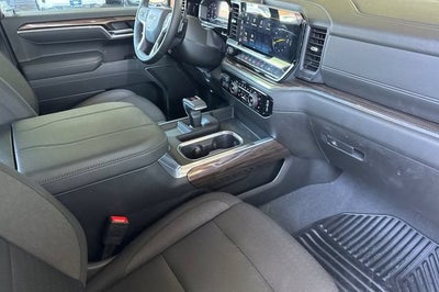 2025 Chevrolet Silverado 1500 Crew Cab Short Box 4-Wheel Drive RST