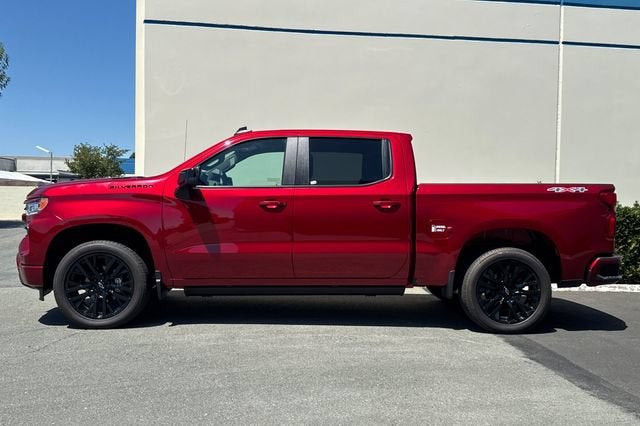 2025 Chevrolet Silverado 1500 Crew Cab Short Box 4-Wheel Drive RST