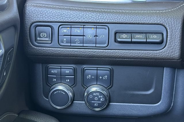 2021 GMC Yukon 4WD 4dr Denali