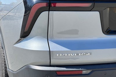 2025 Chevrolet Traverse LT w/1LT