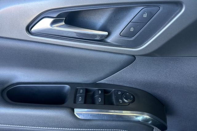 2025 Chevrolet Traverse LT w/1LT