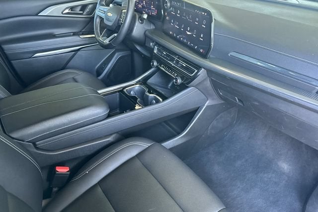 2025 Chevrolet Traverse LT w/1LT