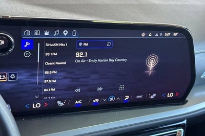 2025 Chevrolet Traverse LT w/1LT