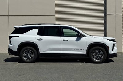 2025 Chevrolet Traverse LT w/1LT