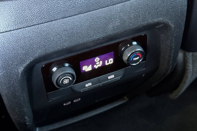 2025 Chevrolet Traverse LT w/1LT