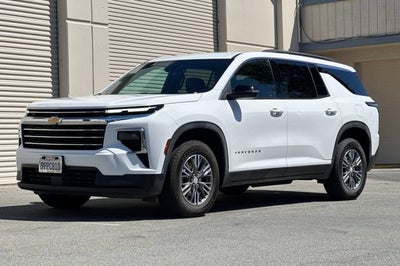 2025 Chevrolet Traverse LT w/1LT