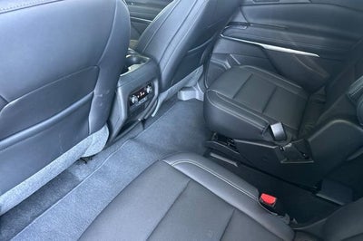 2025 Chevrolet Traverse LT w/1LT