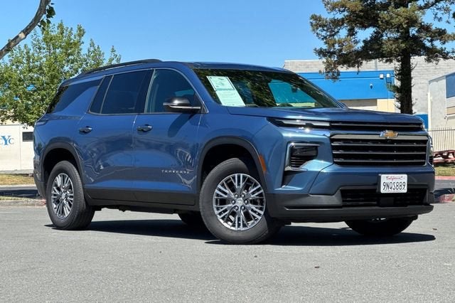 2025 Chevrolet Traverse LT w/1LT