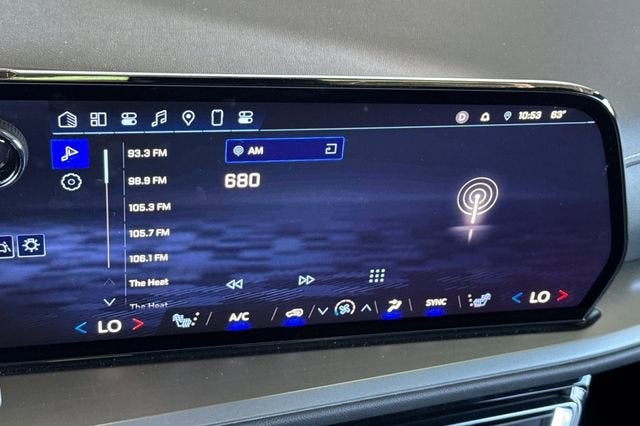 2025 Chevrolet Traverse LT w/1LT