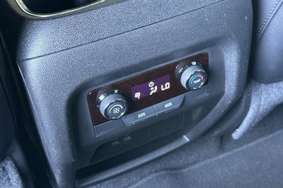 2025 Chevrolet Traverse LT w/1LT