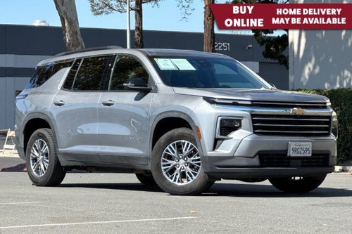 2025 Chevrolet Traverse LT w/2LT
