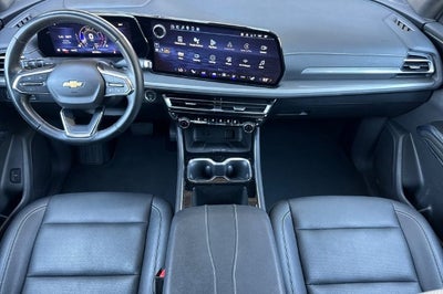 2025 Chevrolet Traverse LT w/2LT