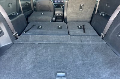 2025 Chevrolet Traverse LT w/2LT