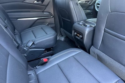 2025 Chevrolet Traverse LT w/2LT