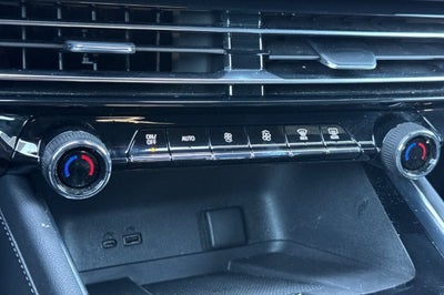 2025 Chevrolet Traverse LT w/2LT