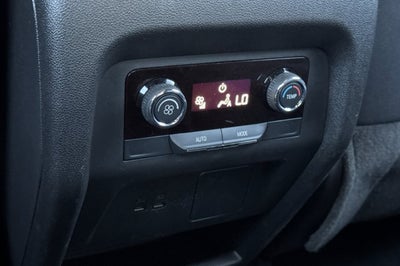 2025 Chevrolet Traverse LT w/2LT