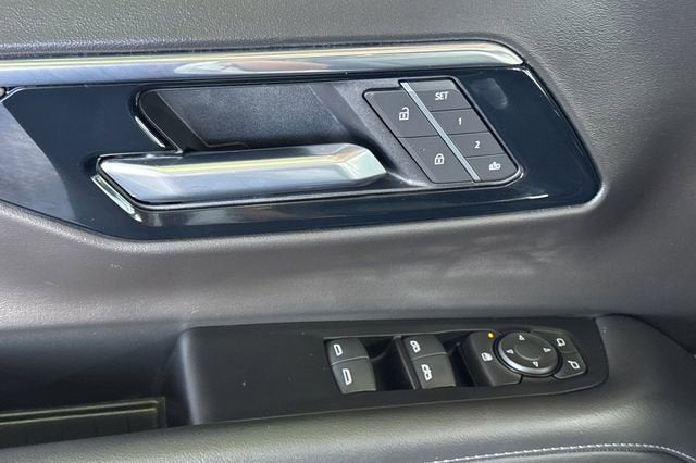 2025 Chevrolet Tahoe 4WD LT