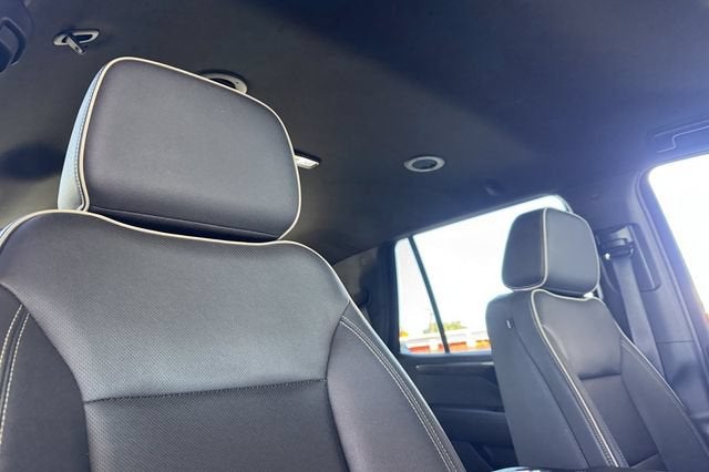 2025 Chevrolet Tahoe 4WD Premier