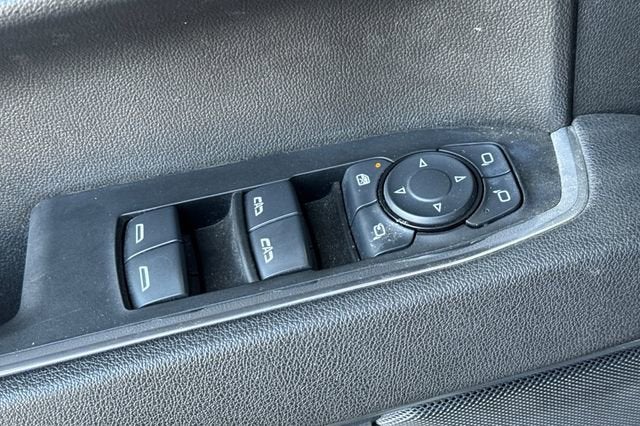 2025 GMC Sierra 1500 Crew Cab Short Box 2-Wheel Drive SLT