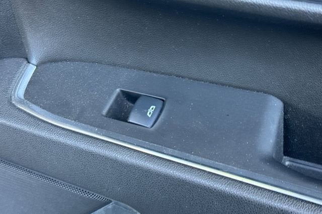 2025 GMC Sierra 1500 Crew Cab Short Box 2-Wheel Drive SLT