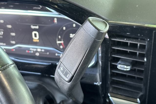 2025 GMC Sierra 1500 Crew Cab Short Box 2-Wheel Drive SLT