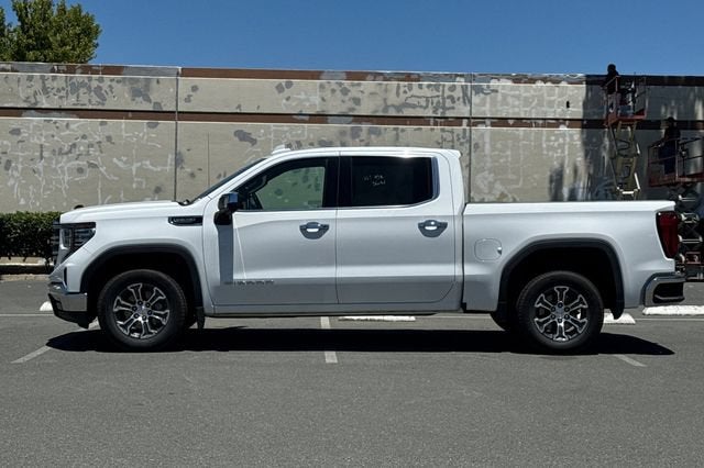 2025 GMC Sierra 1500 Crew Cab Short Box 2-Wheel Drive SLT