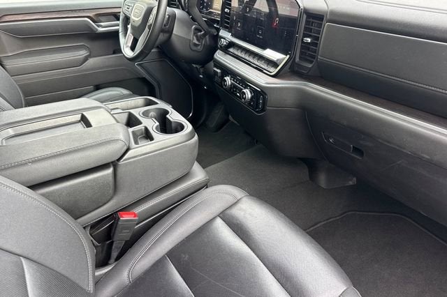 2025 GMC Sierra 1500 Crew Cab Short Box 4-Wheel Drive SLT